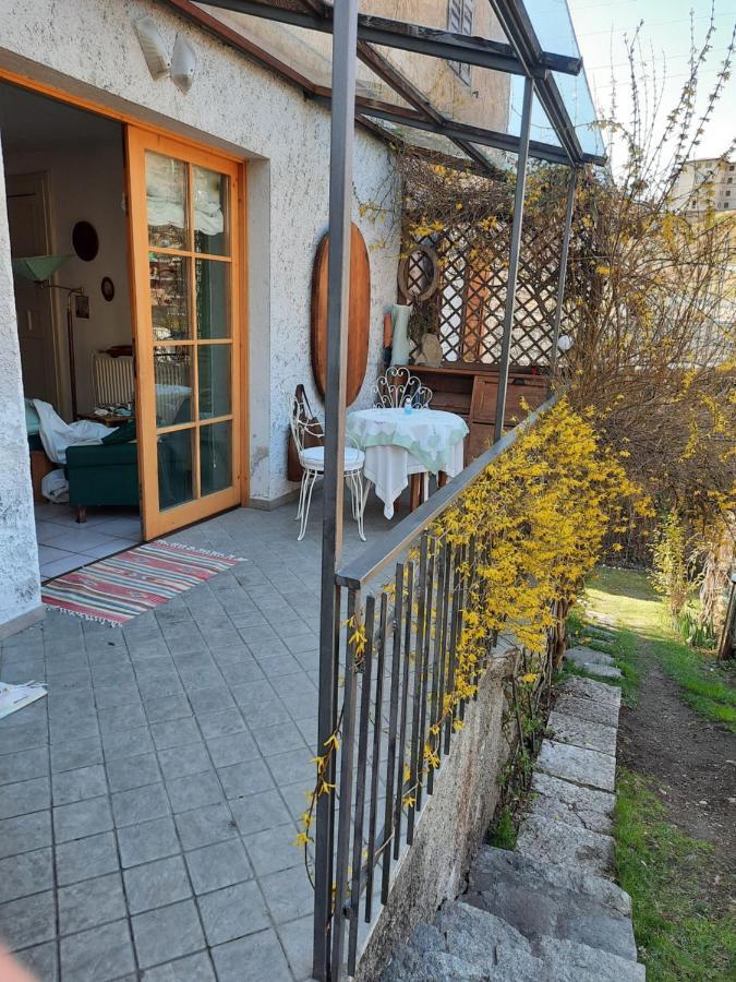 Alla Curva Di Elia Manzoni Male Exterior photo